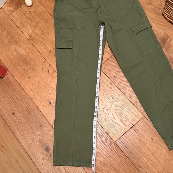 Sincerely Jules Olive green cargo pants, size 26 - Picture 5 of 5